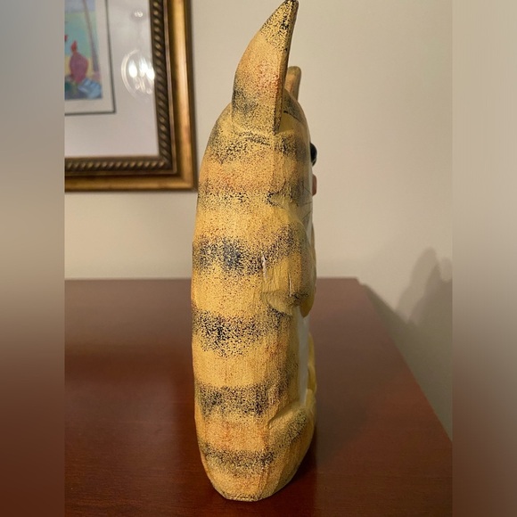 Adorable Chubby Orange Fat Cat Wood Carved Figure with Glass Eyes - Picture 3 of 9